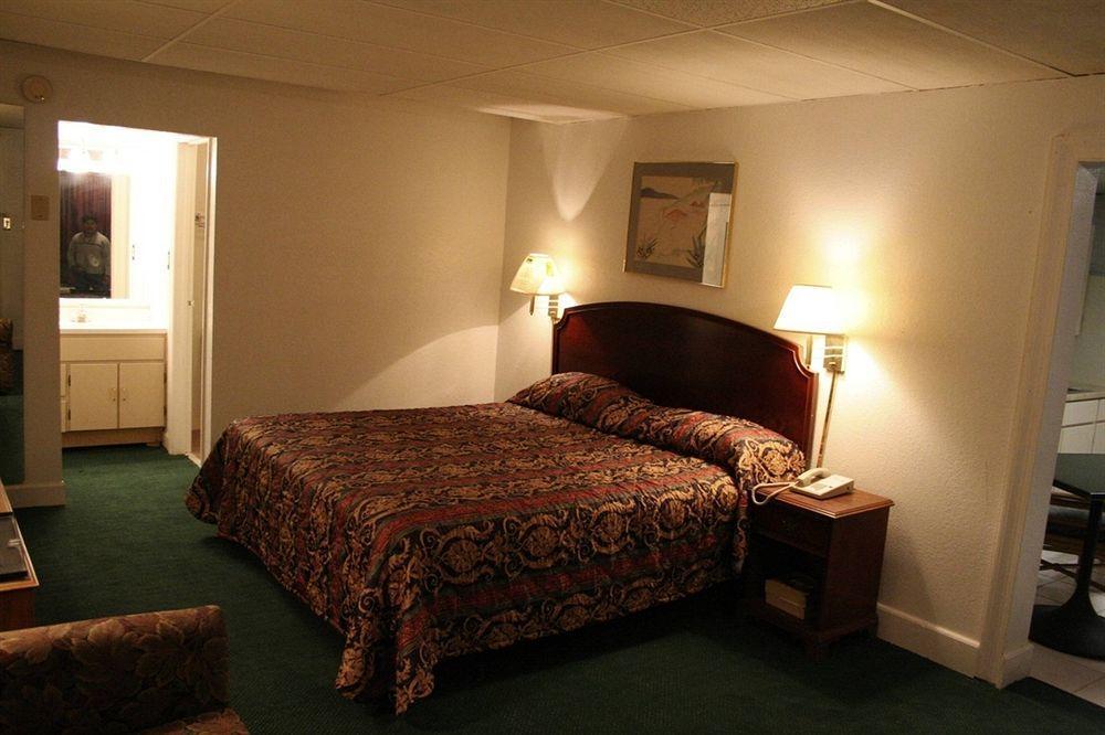 Budget Inn - Charlotte Dış mekan fotoğraf